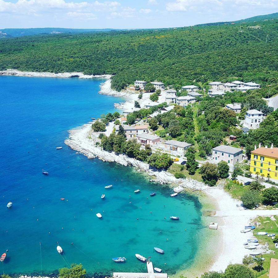 Apartment Stefania On The Beach Koromačno Exteriér fotografie